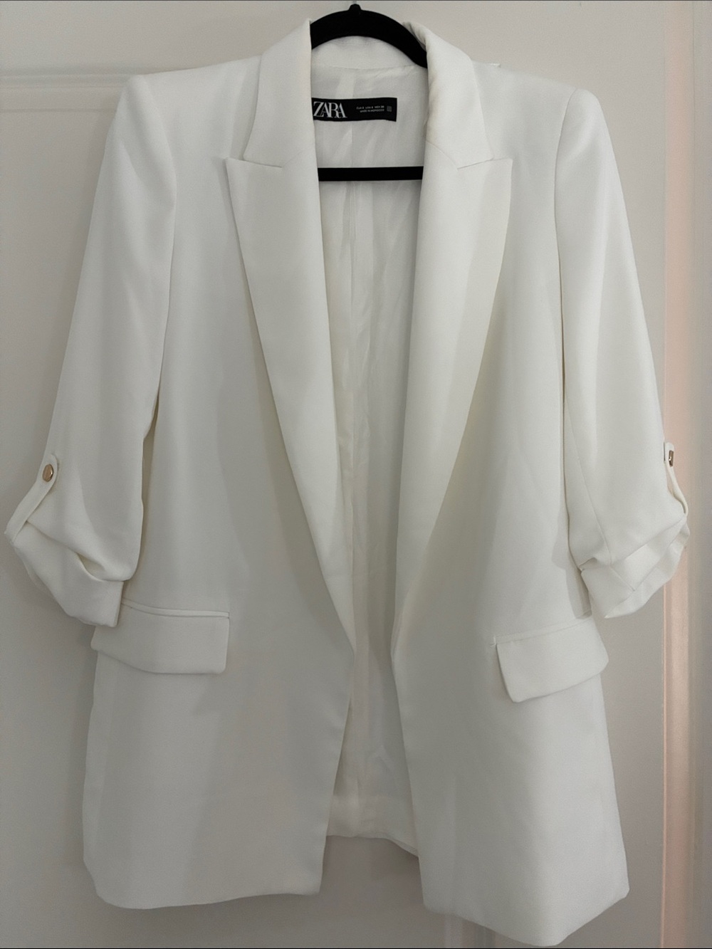 ZARA White Open-Front Blazer with Rolled Sleeves